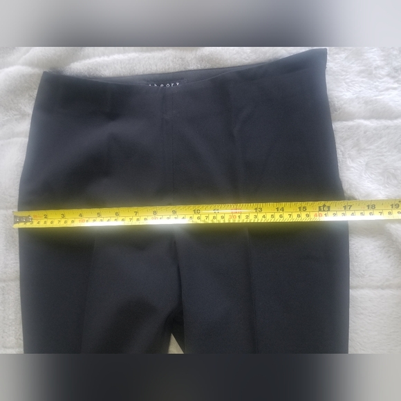 Theory Black Pants Size 6 - Picture 10 of 12